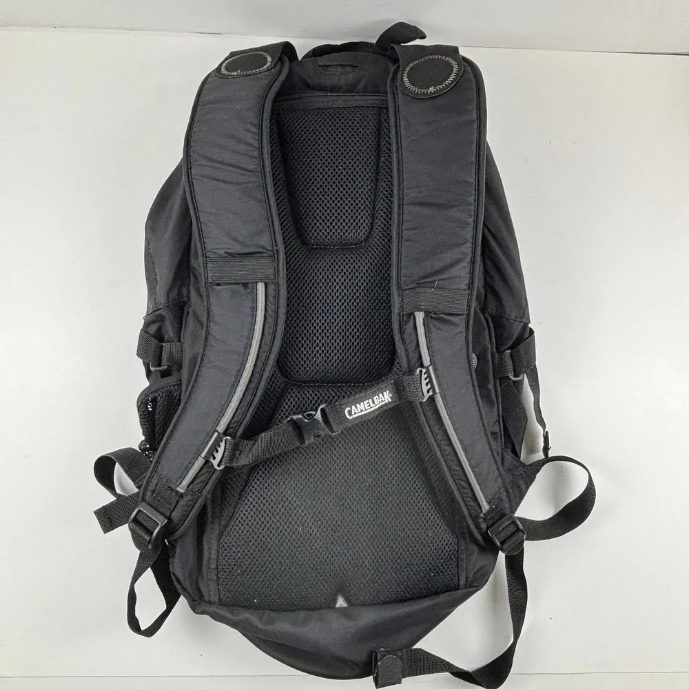 CamelBak Hydration Backpack Mens OS Black Hiking Trail‎ Running Pack Gorpcore